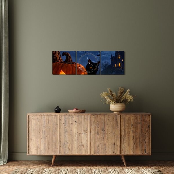 Obraz - Černá kočka u svítící dýně na Halloween (s hodinami) (90x30 cm)