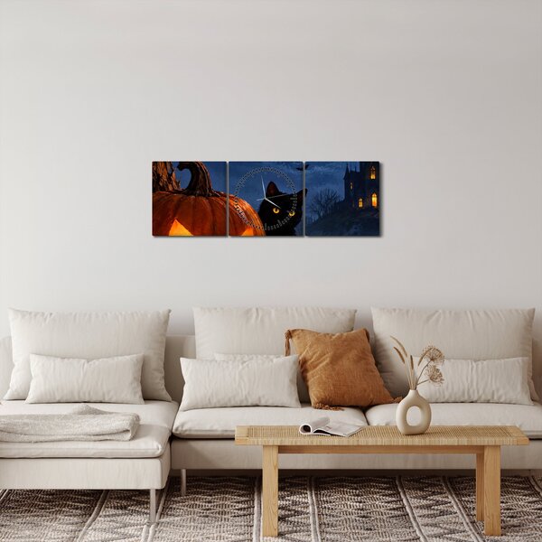 Obraz - Černá kočka u svítící dýně na Halloween (s hodinami) (90x30 cm)