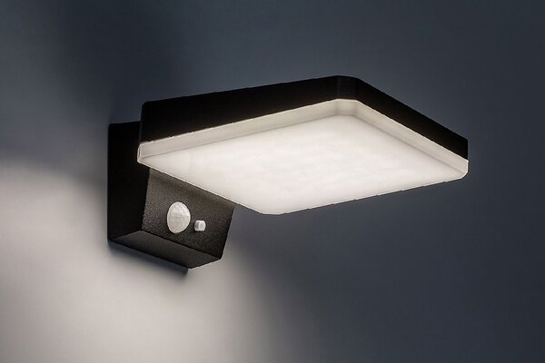 77078 Lassetvenkovní svítidlo solární LED 4,4W, 200lm, 4000K, IP54, senzor, černá