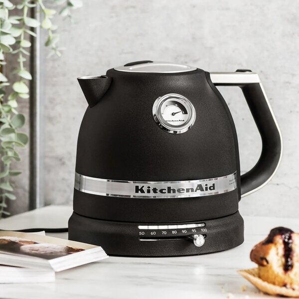 KitchenAid 5KEK1522EBK Rychlovarná konvice Artisan 1,5 l litinová