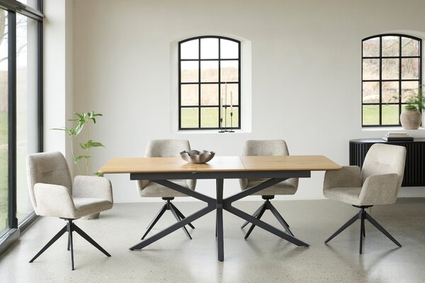 Unique Furniture Černý rozkládací jídelní stůl Cesura 160/200 x 90 cm s dubovým dekorem