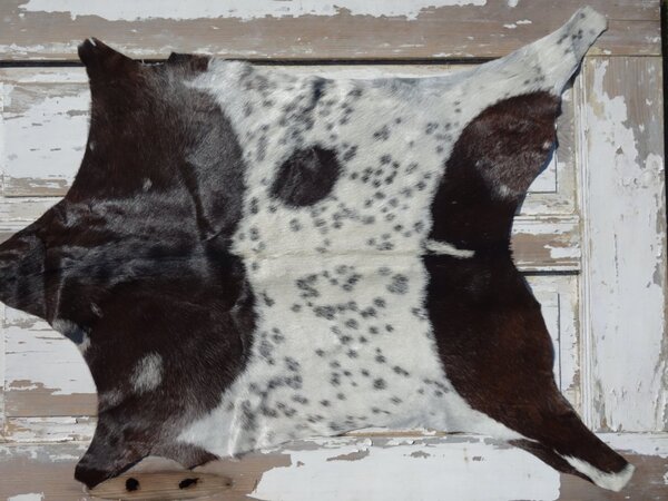 ARCTIC FUR Kozí kůže ALPS 6099 velká 100% příroda