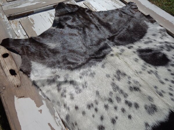 ARCTIC FUR Kozí kůže ALPS 6099 velká 100% příroda