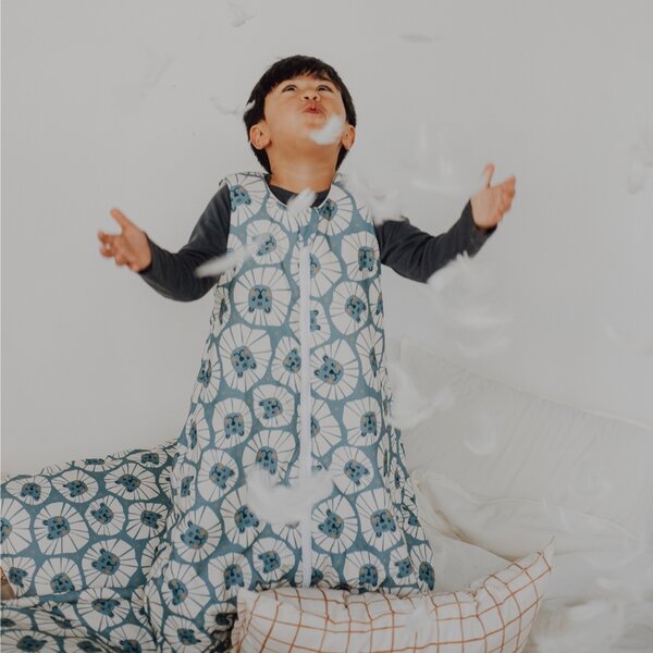 Malomi Kids Modrý bavlněný spací pytel s nohavicemi Denim Lions 86 cm