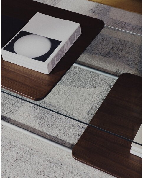 Tmavě hnědý konferenční stolek se skleněnou deskou 60x140 cm Tarsel – Kave Home