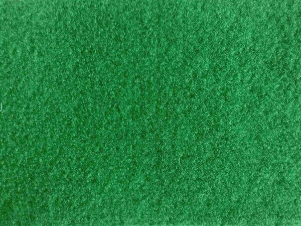 Umělá tráva koberec Sporting NOP - šíře 1,33 m Šíře role: 1,33m (cena za 1 bm = 1,33 m2)