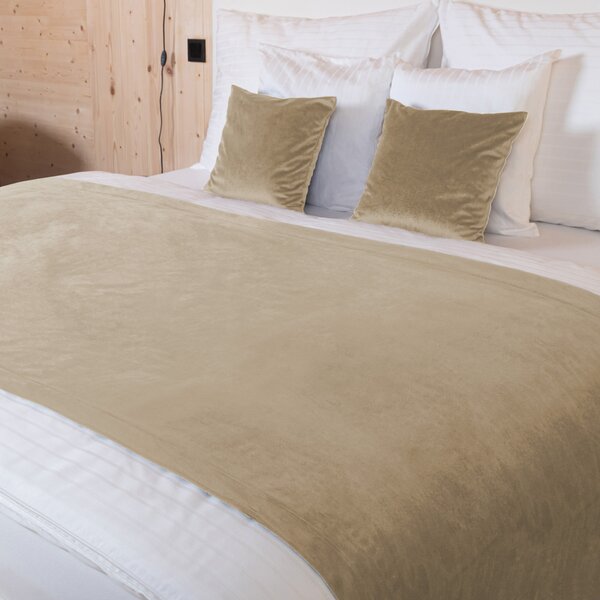 Biante Sametový přehoz/běhoun na postel Velvet Premium SVP-045 Kávově béžový Na míru