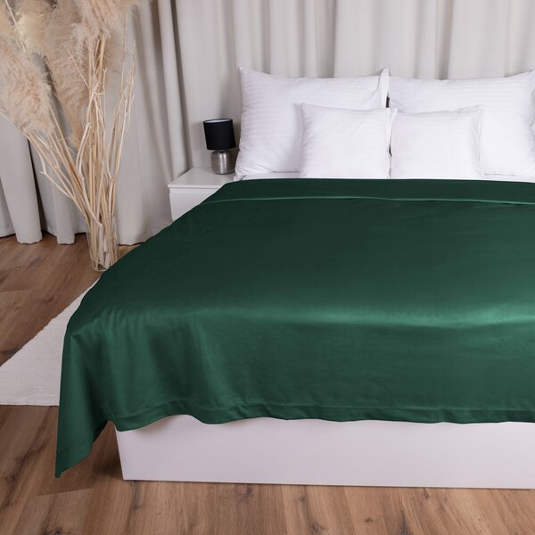 Biante Sametový přehoz na postel Velvet Premium SVP-044 Lesní zelená 140x200 cm