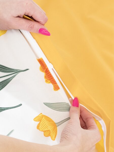 MK Lůžkoviny Bavlněné povlečení Renforcé - Květy tulipánů oranžové 140 × 200 cm, 70 x 90 cm