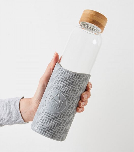 Kactus Skleněná láhev s rukávem šedá 550 ml