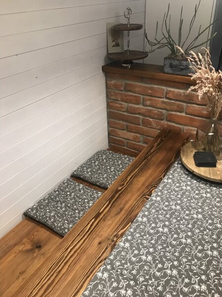 Dekorativní běhoun na stůl Barva: Bílá