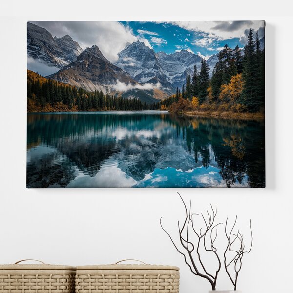 Obraz na plátně - Horské štíty a průzračné jezero FeelHappy.cz Velikost obrazu (šířka x výška): 40 x 30 cm