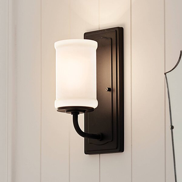 KICHLER Nástěnné světlo Vetivene, černá, výška 31 cm, kov, IP44, G9-LED, Černá, Koupelna, kov