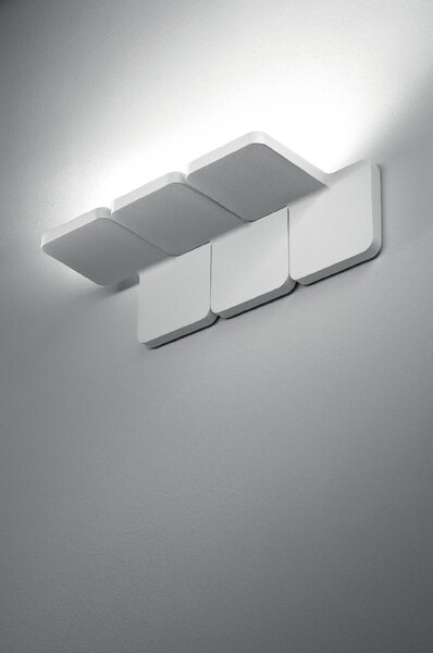 Stilnovo 7750 Quad_W, bílé nástěnné svítidlo pro nepřímé osvětlení, 19W LED 3000K, výška 12cm