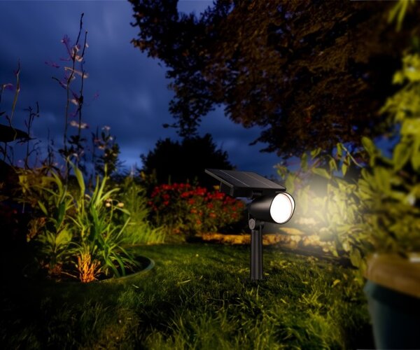 Philips 8720169362246 Ashlyn solární zapichovacie svítidlo/reflektor LED V187mm + hrot203mm 1,4W/150lm 2700K IP44 černá