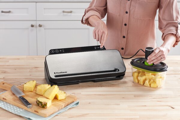 Vakuová svářečka fólií FoodSaver VS3190X, OUT