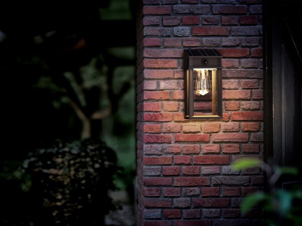 Philips 8720169361829 UltraEfficient Geri solární nástěnné svítidlo se senzorem LED 3,2W/500lm 2700K IP44 antracitová