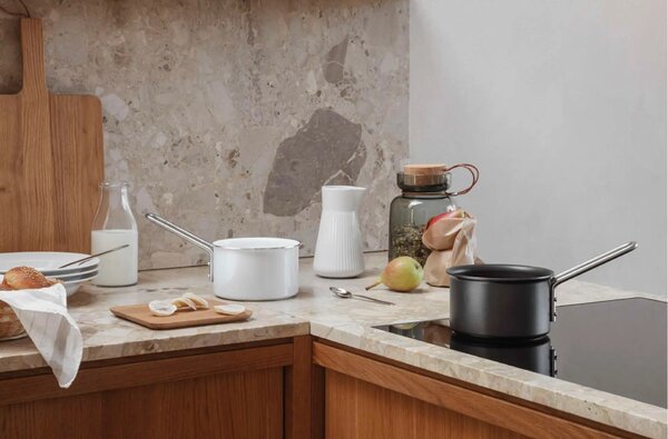 Eva Solo omáčník 13 cm White Line Ceramic 1,1 l nepřilnavý – rendlík s keramickým nepřilnavým povrchem