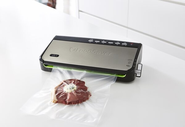 Vakuová svářečka fólií FoodSaver FFS005X