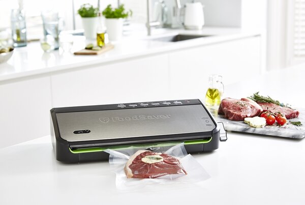 Vakuová svářečka fólií FoodSaver FFS005X