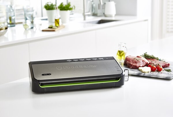 Vakuová svářečka fólií FoodSaver FFS005X