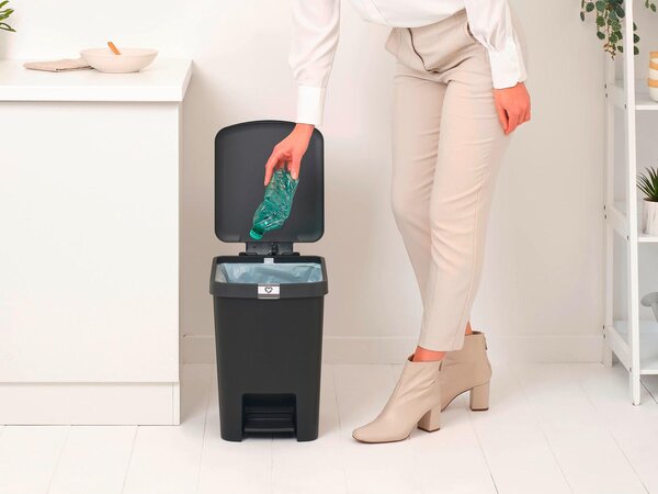ODPADKOVÝ KOŠ 25 l Brabantia - Odpadkové koše