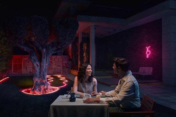 PH 8721103088734 Hue Neon venkovní světelný pás 5m EU 2200-6500K RGB - PHILIPS
