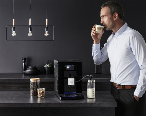 Krups - Aut. kávovar s nádobou na mléko INTUITION PREFERENCE 1450W/230V černá