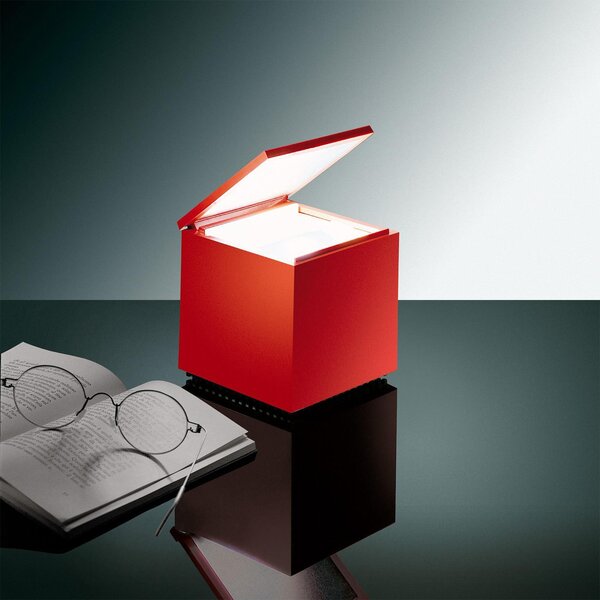 Cini & Nils designové stolní lampy Cuboluce