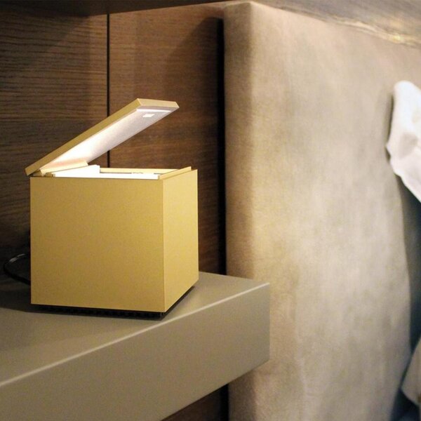 Cini & Nils designové stolní lampy Cuboluce