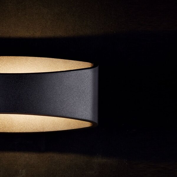 Maytoni Nástěnné LED svítidlo TRAME, 6W, d. 17,5 cm, CRI80 Barva: Černá