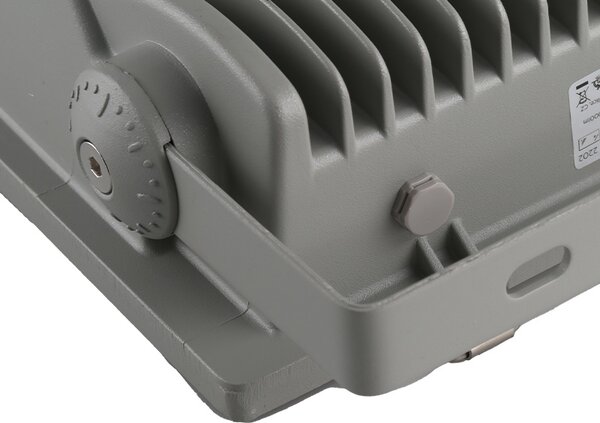 PANLUX s.r.o. MODENA LED reflektor - neutrální; 50W - 200W 4000K IK07 IP65 Příkon: 50W