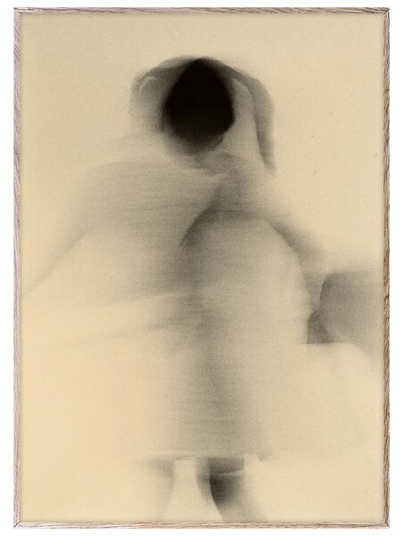 Paper Collective designové moderní obrazy Blurred Girl (50 x 70 cm)