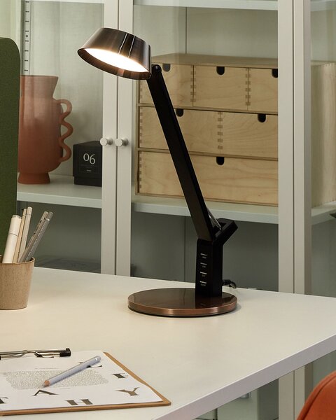 LED stolní lampa CHAMAELEON se stmívačem Kov Měděná