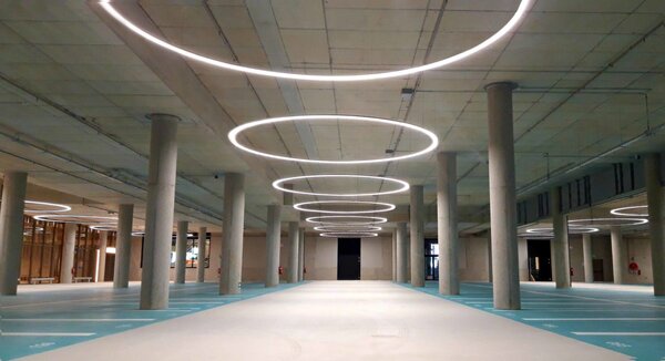 Ilti Zirkol Circle Downlight, bílé kruhové závěsné svítidlo, 226W LED 2700K DALI/PUSH, Ø500cm