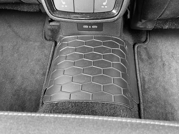 ZUBŘÍ KOBEREC PRO PŘEKRYTÍ TUNELU - AUDI, CUPRA, SEAT, ŠKODA, VW