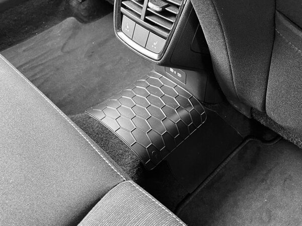 ZUBŘÍ KOBEREC PRO PŘEKRYTÍ TUNELU - AUDI, CUPRA, SEAT, ŠKODA, VW