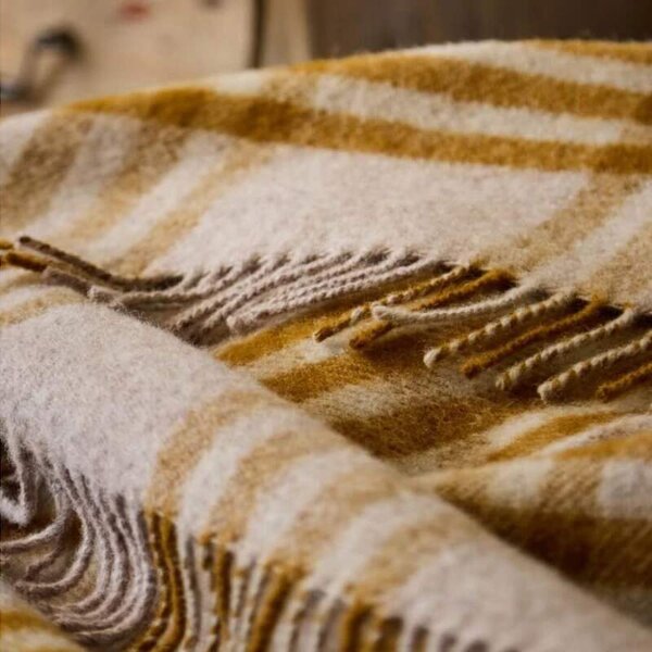 Vlněná deka Hex Check English Mustard 240 x 150 cm Tweedmill