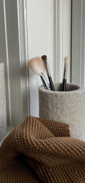 Humdakin Kameninový stojánek na zubní kartáčky Sandstone HDK280