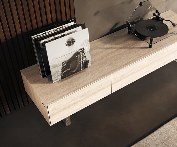 DELIFE TV stolek Cuor 150 cm keramika Laminam® Travertino Bianco krémově bílá 1 výklopná dvířka 1 zásuvka podnož závěsná akrylglas
