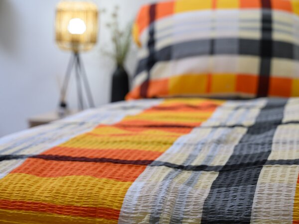 Krepové povlečení z Renforcé bavlny ORANGE KUBE barevné Rozměr povlečení: 70 x 90 cm | 140 x 200 cm