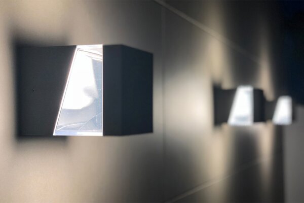 Artemide designová nástěnná svítidla Tetragono Wall