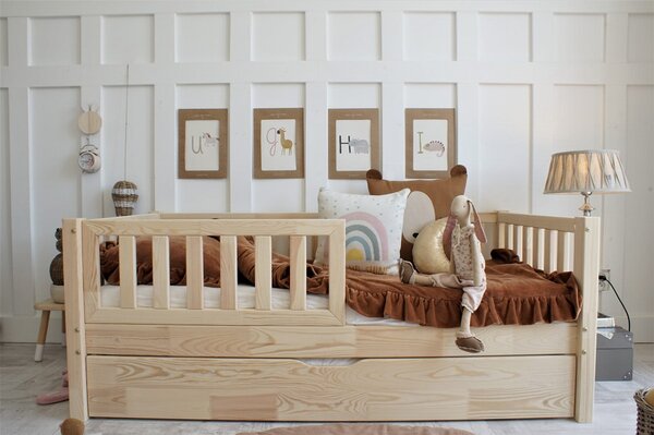 Dětská postel Basic Love se šuplíkem Velikost spací plochy: 120x60, Barva: přírodní dřevo