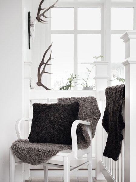 Skinnwille Home Collection Polštář australská kožešina Curly, černá, 45x45 cm