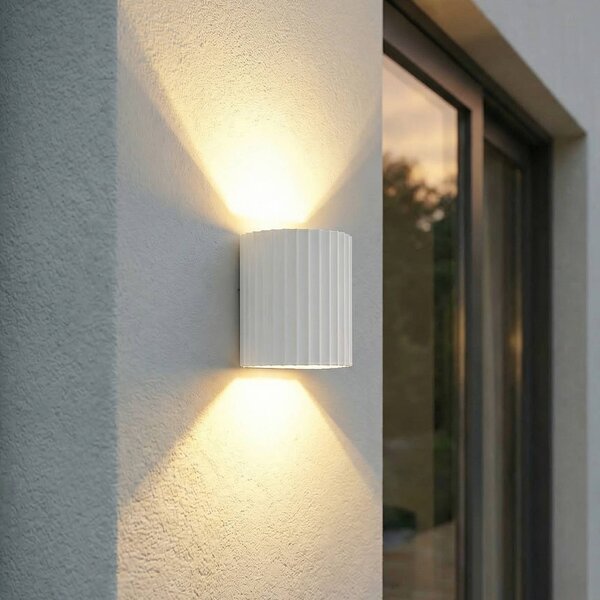 Lindby LED venkovní nástěnné svítidlo Ralino, bílé, 2 svítidla, IP65, Bílá / opál, Hliník, Moderní