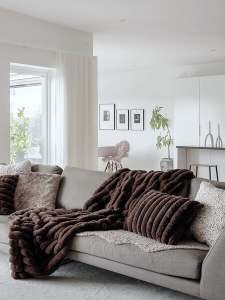 Skinnwille Home Collection Hnědý pléd Wave Darkbrown, 120x180 cm
