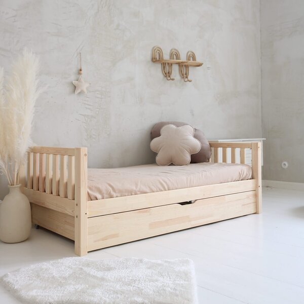 Dětská postel Leontýna Velikost spací plochy: 160x80, Barva: přírodní dřevo