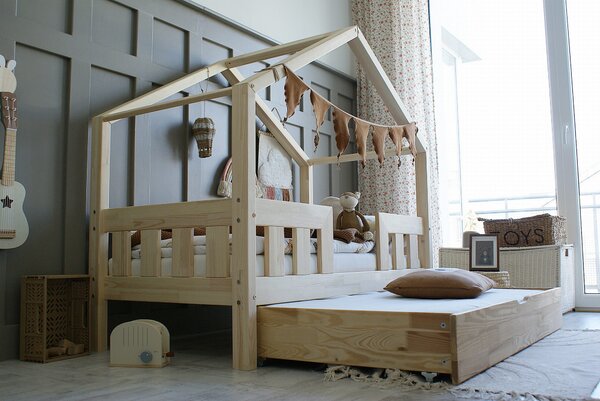 Domečková postel HouseBed Maxi Duo Plus Velikost spací plochy: 120x60, Barva: přírodní dřevo