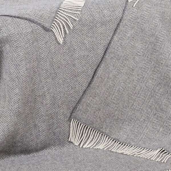 Deka Merino vlna / kašmír Grey Herringbone 180 x 136 cm John Hanly