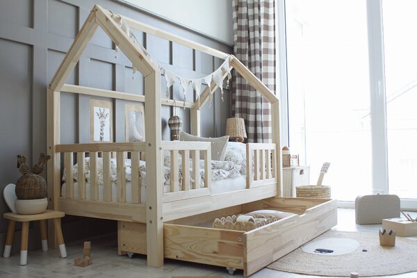 Domečková postel Bianco duo Plus Velikost spací plochy: 120x60, Barva: přírodní dřevo